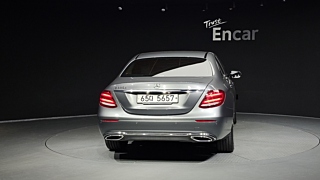 MERCEDES BENZ E-CLASS W213 2017