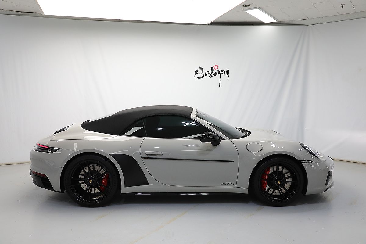 PORSCHE 911 992 2023