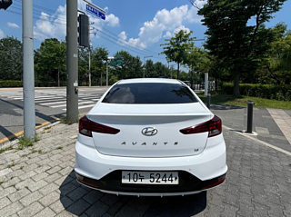 HYUNDAI AVANTE AD 2018