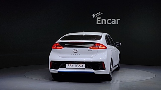 HYUNDAI IONIQ HYBRID 2016