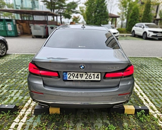 BMW 5-SERIES G30 2023