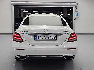 MERCEDES BENZ E-CLASS W213 2018