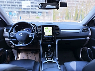 SAMSUNG QM6 2021