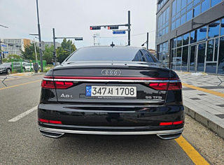 AUDI A8 D5 2021