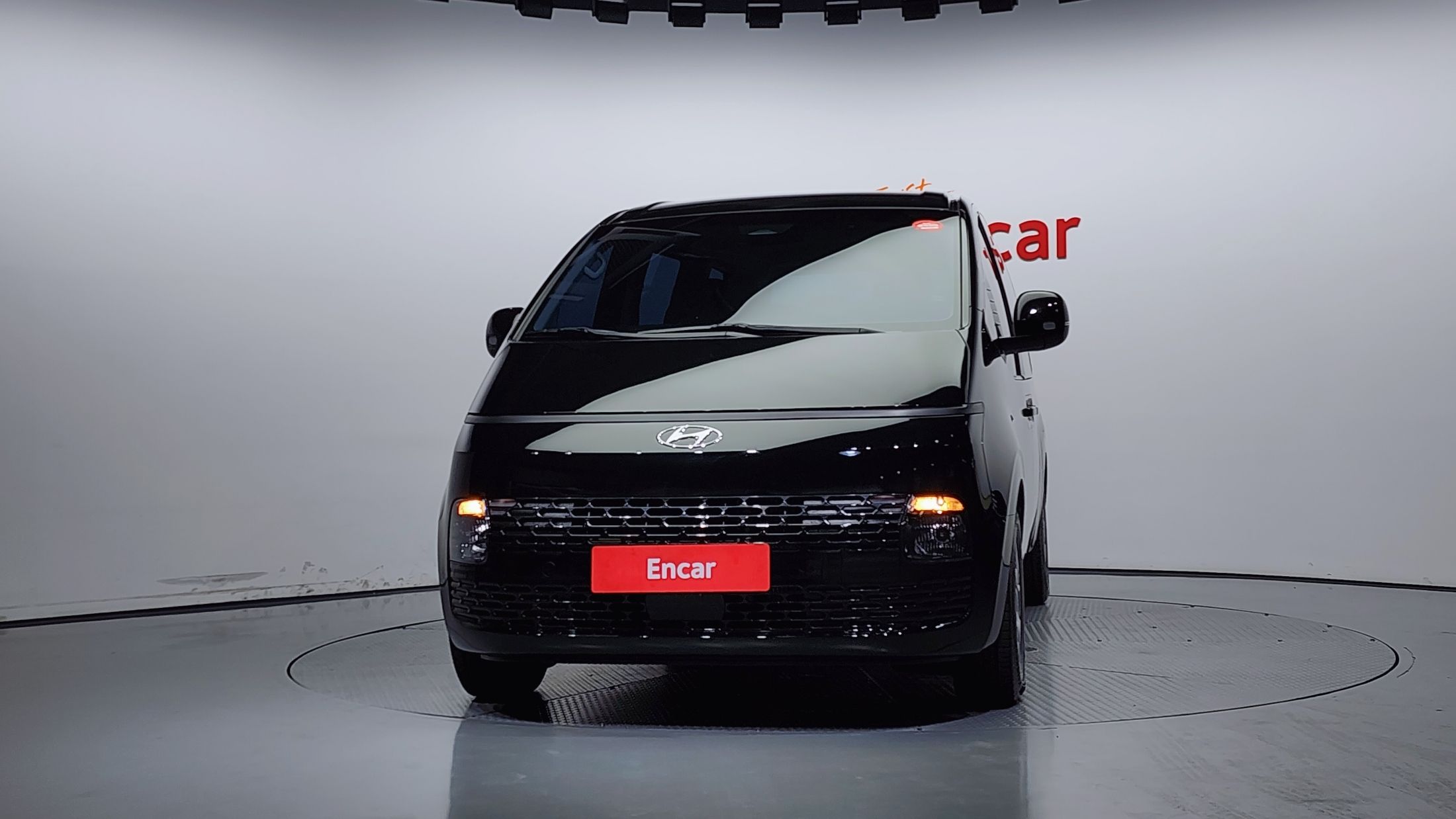 HYUNDAI STARIA 2023
