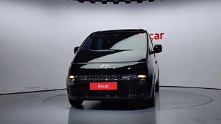 HYUNDAI STARIA 2023