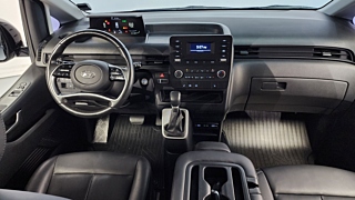 HYUNDAI STARIA 2023