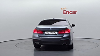 BMW 5-SERIES G30 2017