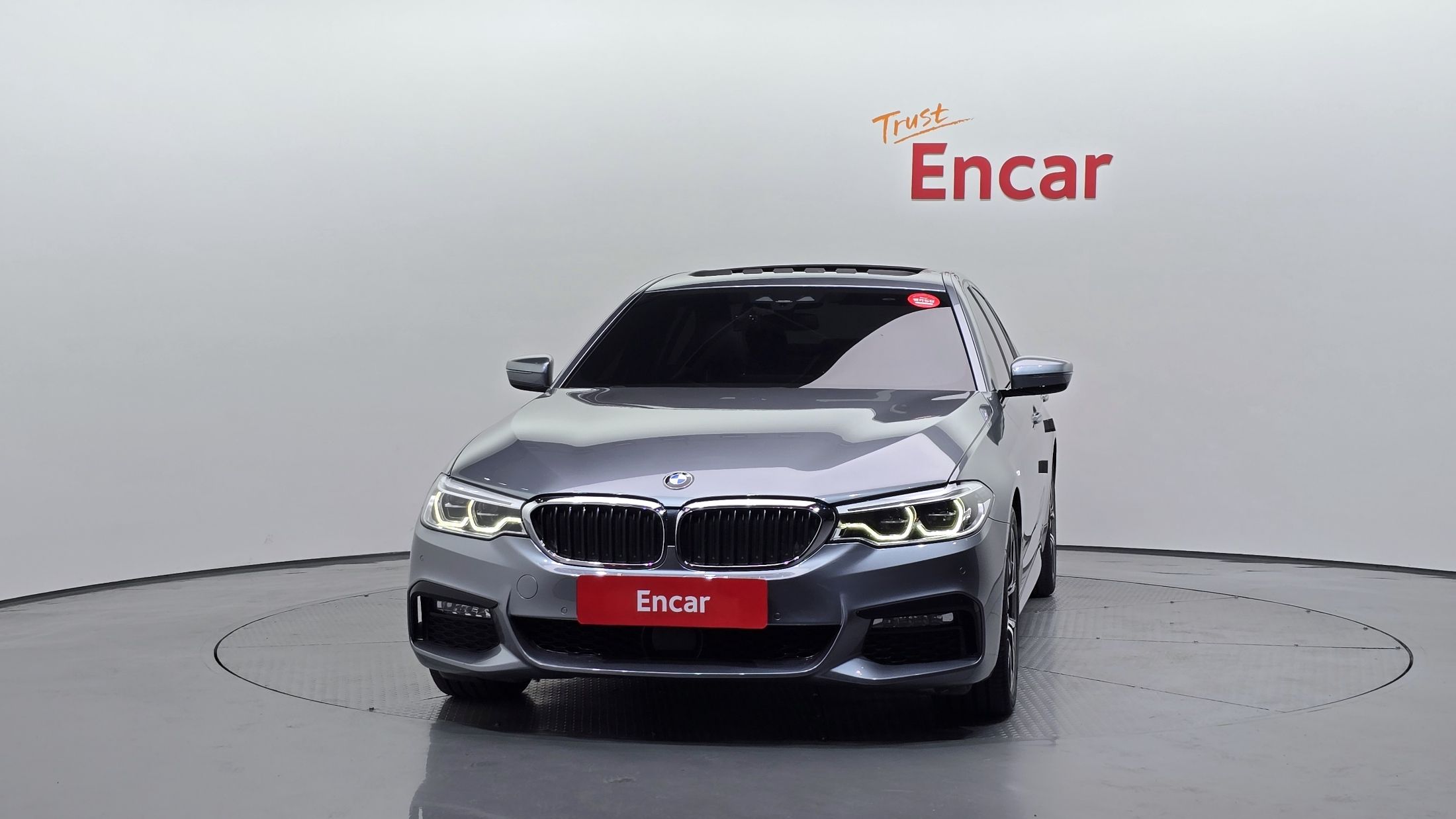 BMW 5-SERIES G30 2017