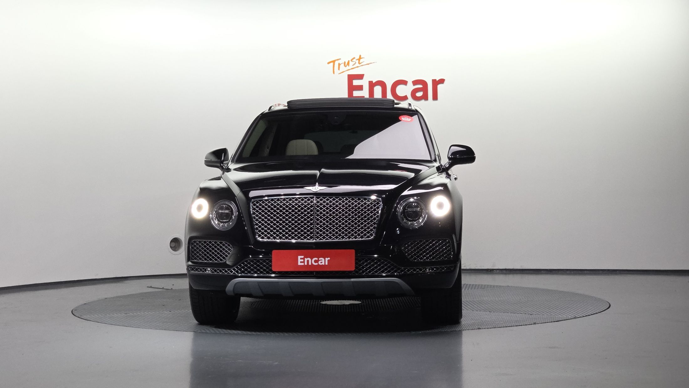 BENTLEY BENTAYGA 2019