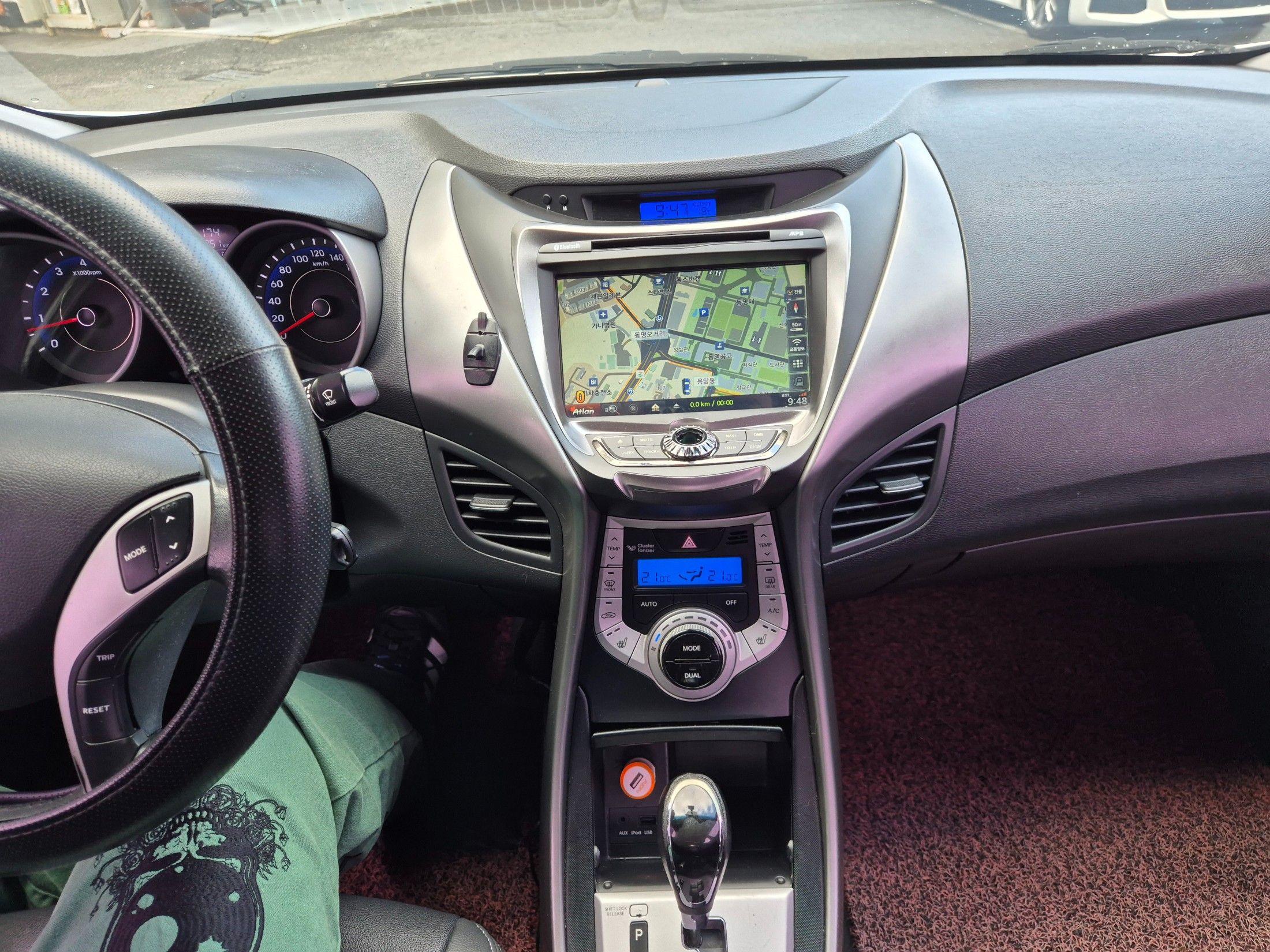 HYUNDAI AVANTE MD 2011