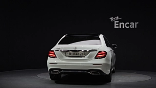 MERCEDES BENZ E-CLASS W213 2019