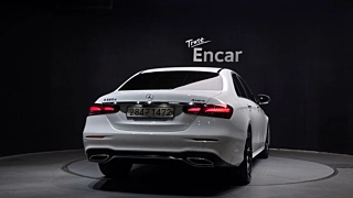 MERCEDES BENZ E-CLASS W213 2020