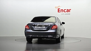 MERCEDES BENZ E-CLASS W213 2019
