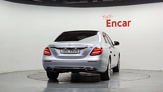 MERCEDES BENZ E-CLASS W213 2019