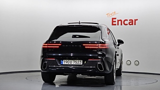GENESIS GV70 2022