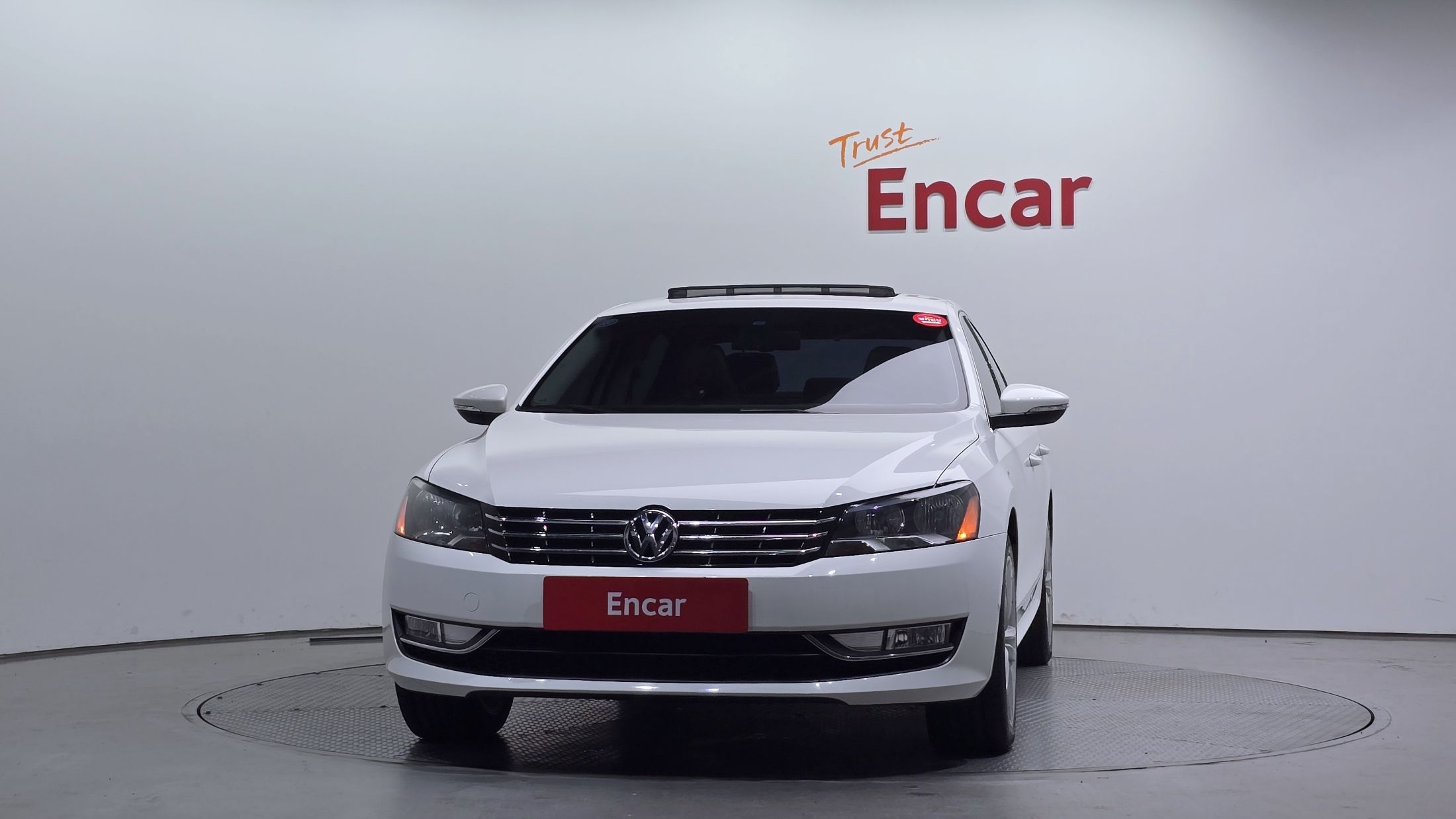 VOLKSWAGEN PASSAT 2012