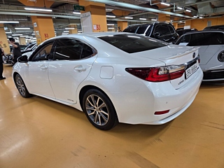 LEXUS ES300H 2017