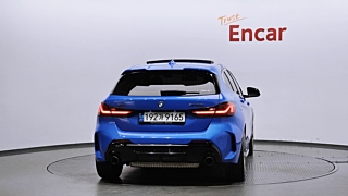 BMW 1-SERIES F40 2021