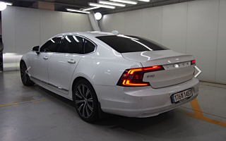 VOLVO S90 2022