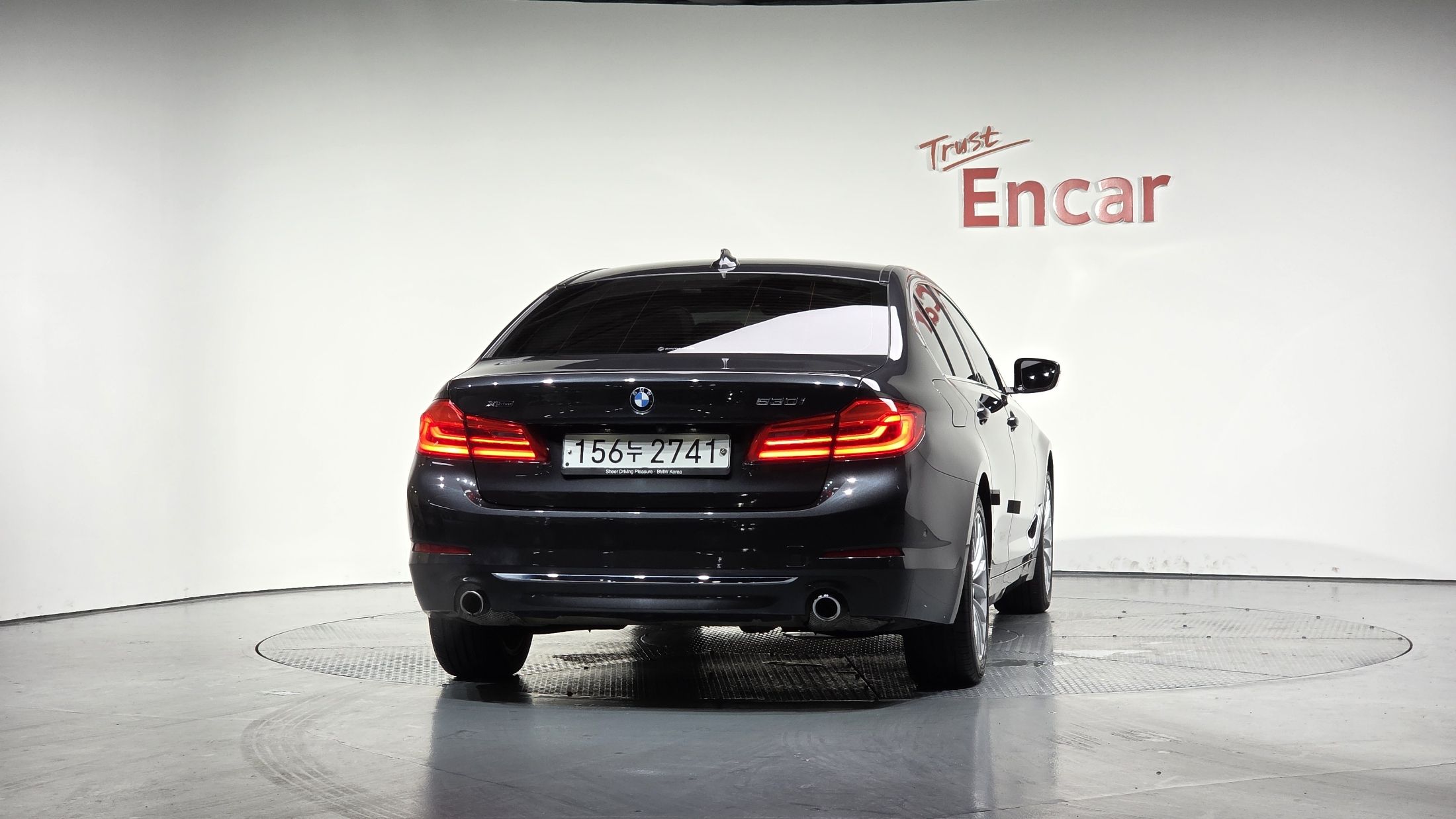 BMW 5-SERIES G30 2019