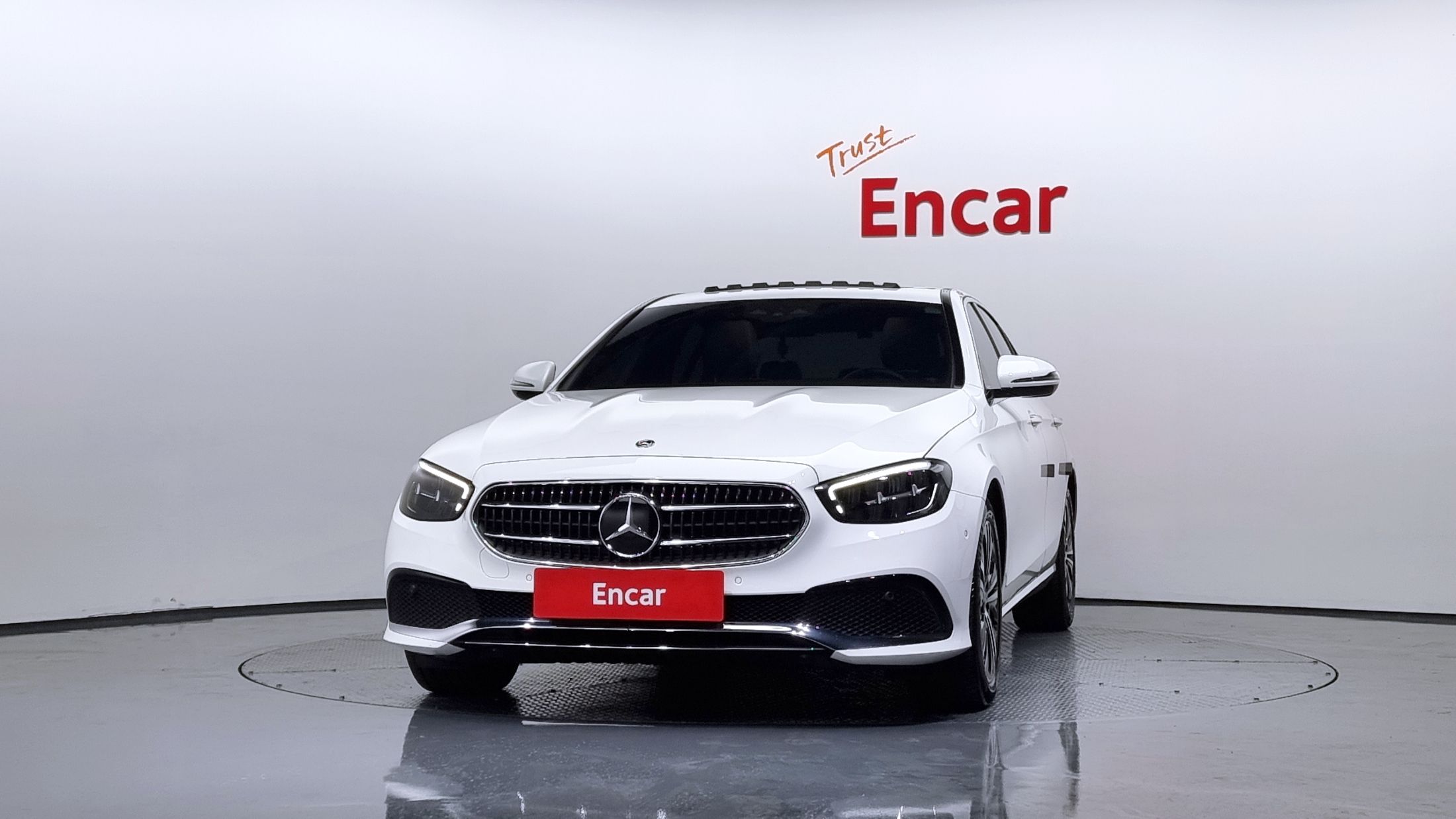 MERCEDES BENZ E-CLASS W213 2021