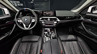 BMW 5-SERIES G30 2020