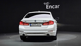 BMW 5-SERIES G30 2020