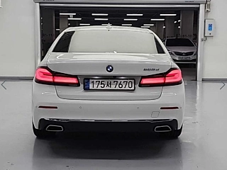 BMW 5-SERIES G30 2020