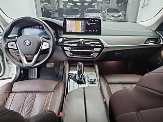 BMW 5-SERIES G30 2020