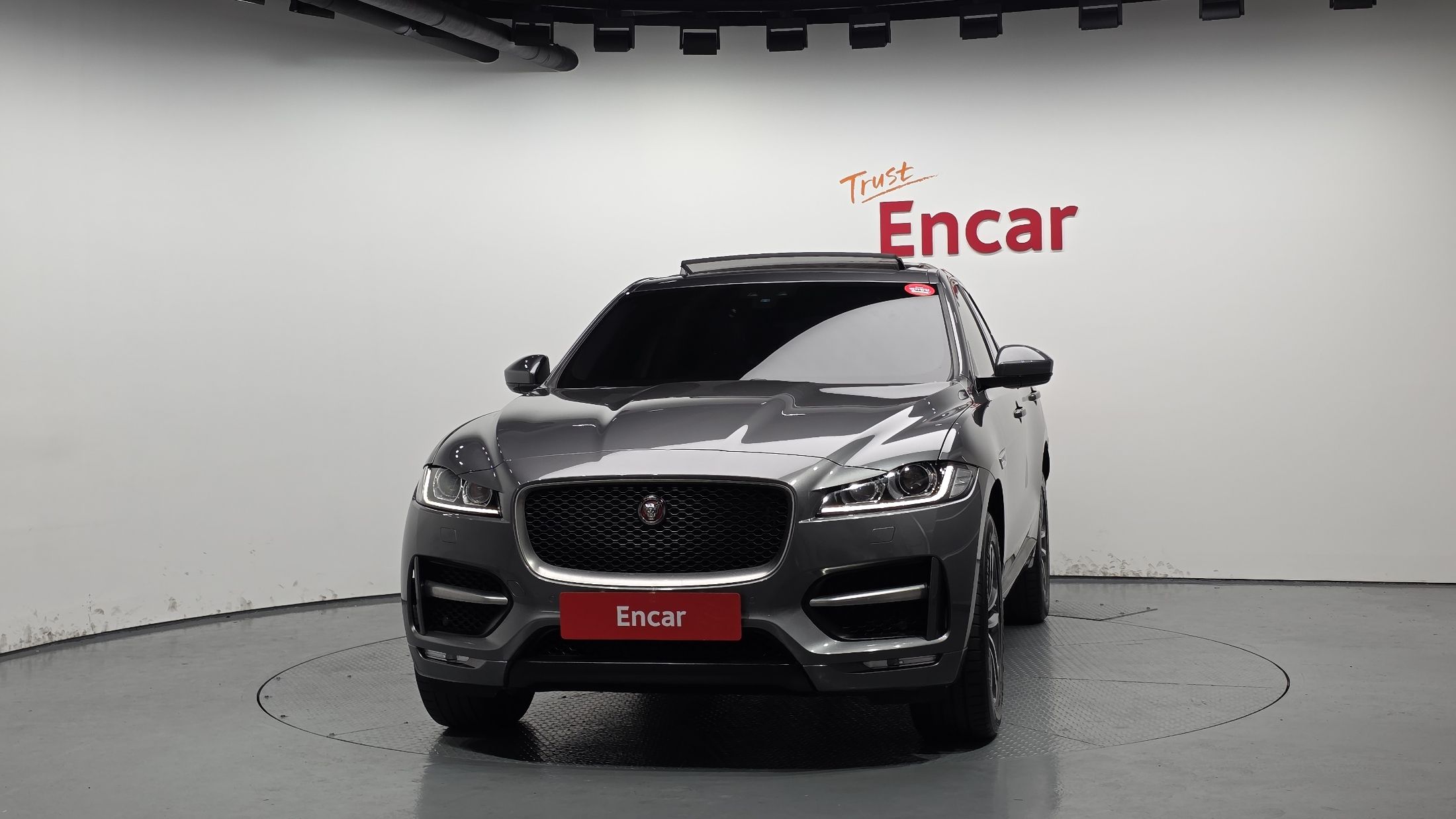 JAGUAR F-PACE 2018