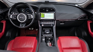 JAGUAR F-PACE 2018