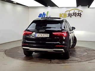AUDI Q3 F3 2020