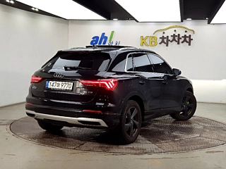 AUDI Q3 F3 2020