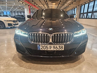 BMW 5-SERIES G30 2021