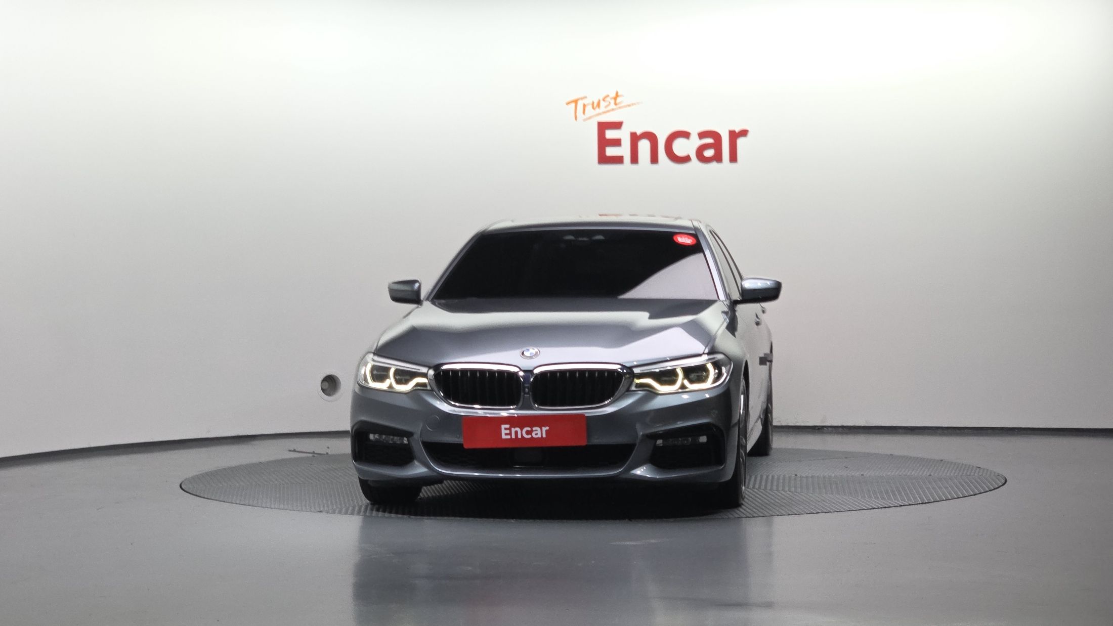 BMW 5-SERIES G30 2017