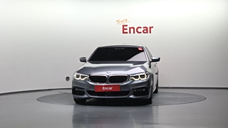 BMW 5-SERIES G30 2017