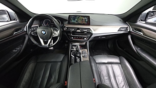 BMW 5-SERIES G30 2017