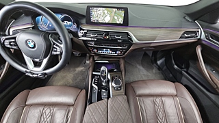 BMW 5-SERIES G30 2017