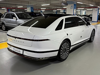 HYUNDAI GRANDEUR HYBRID GN7 2023