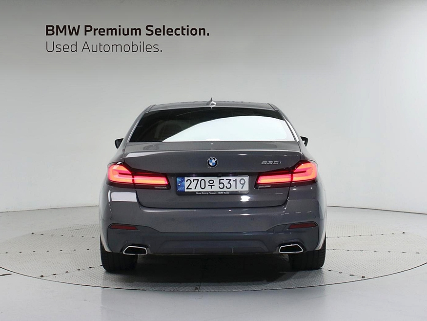 BMW 5-SERIES G30 2021