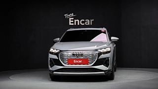 AUDI Q4 E-TRON F4 2022