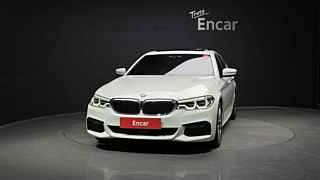 BMW 5-SERIES G30 2019