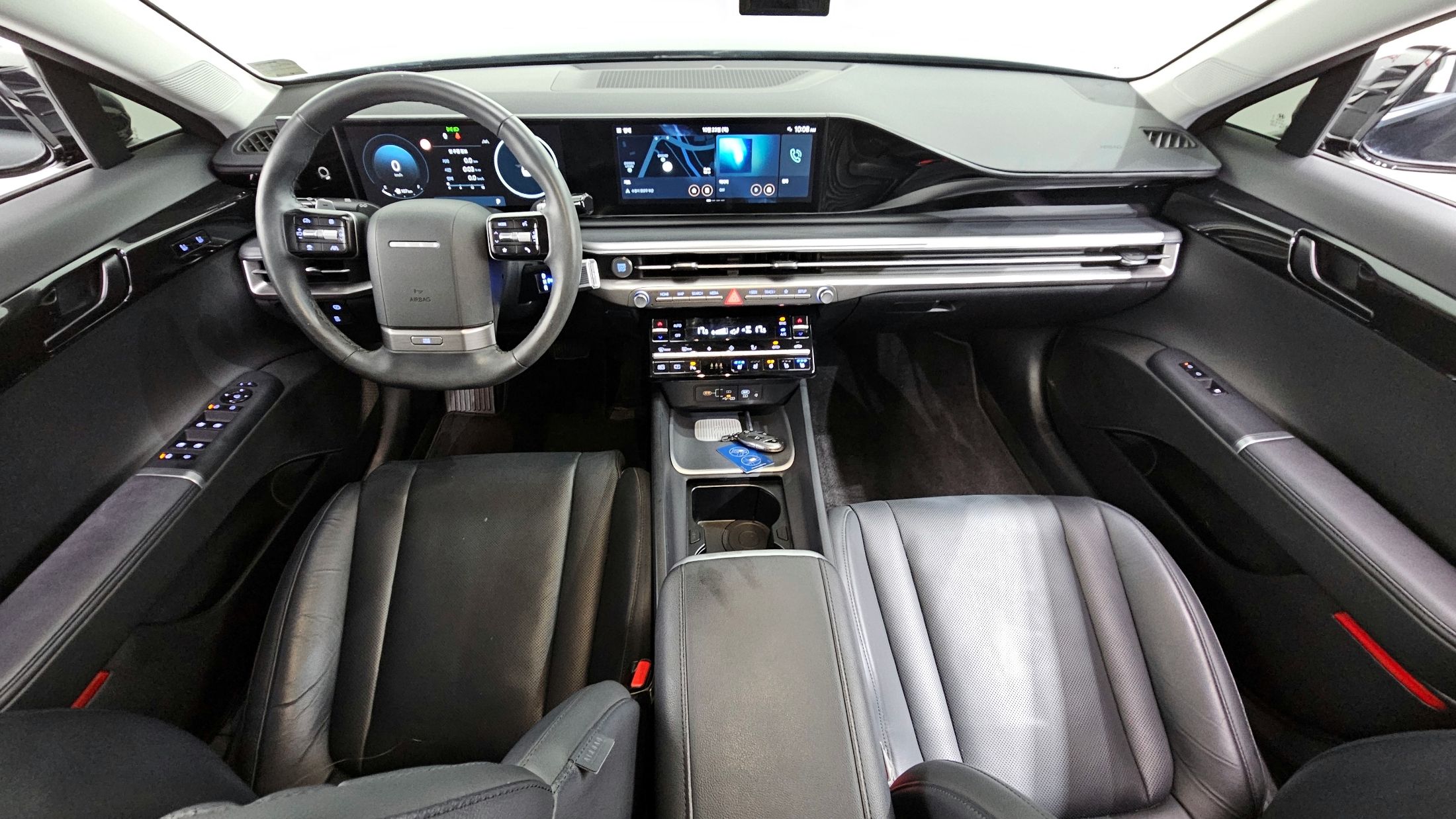 HYUNDAI GRANDEUR GN7 2023