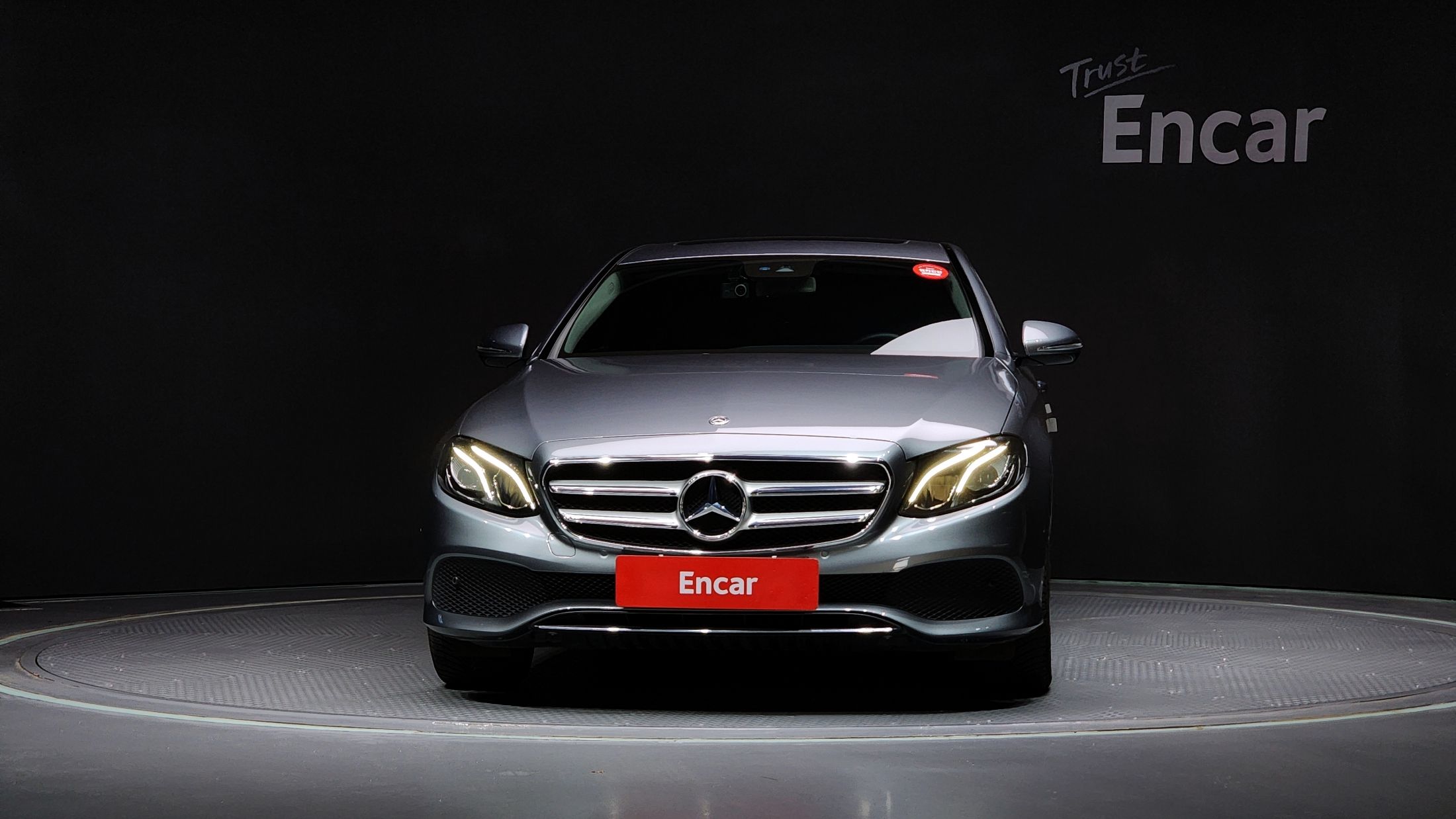 MERCEDES BENZ E-CLASS W213 2017