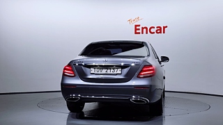 MERCEDES BENZ E-CLASS W213 2017