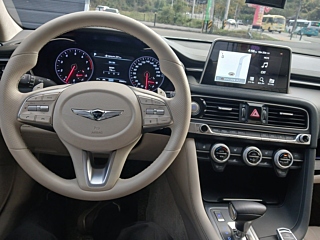 GENESIS G70 2018