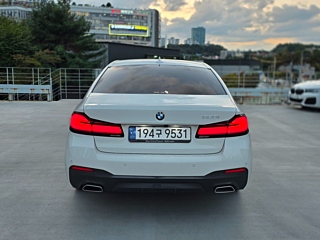 BMW 5-SERIES G30 2022