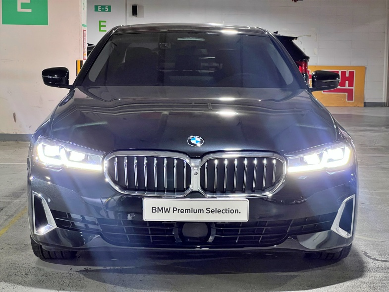 BMW 5-SERIES G30 2023