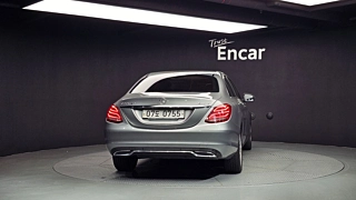 MERCEDES BENZ C-CLASS W205 2016